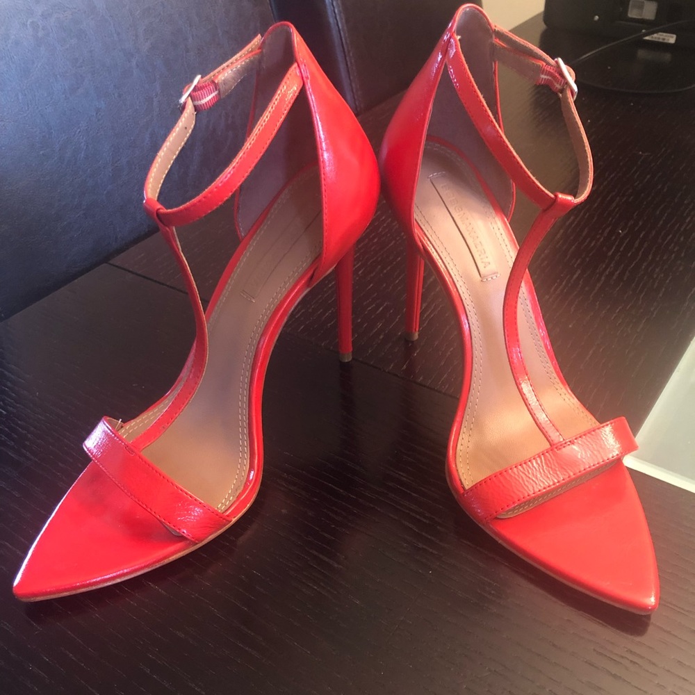 BCBG heels